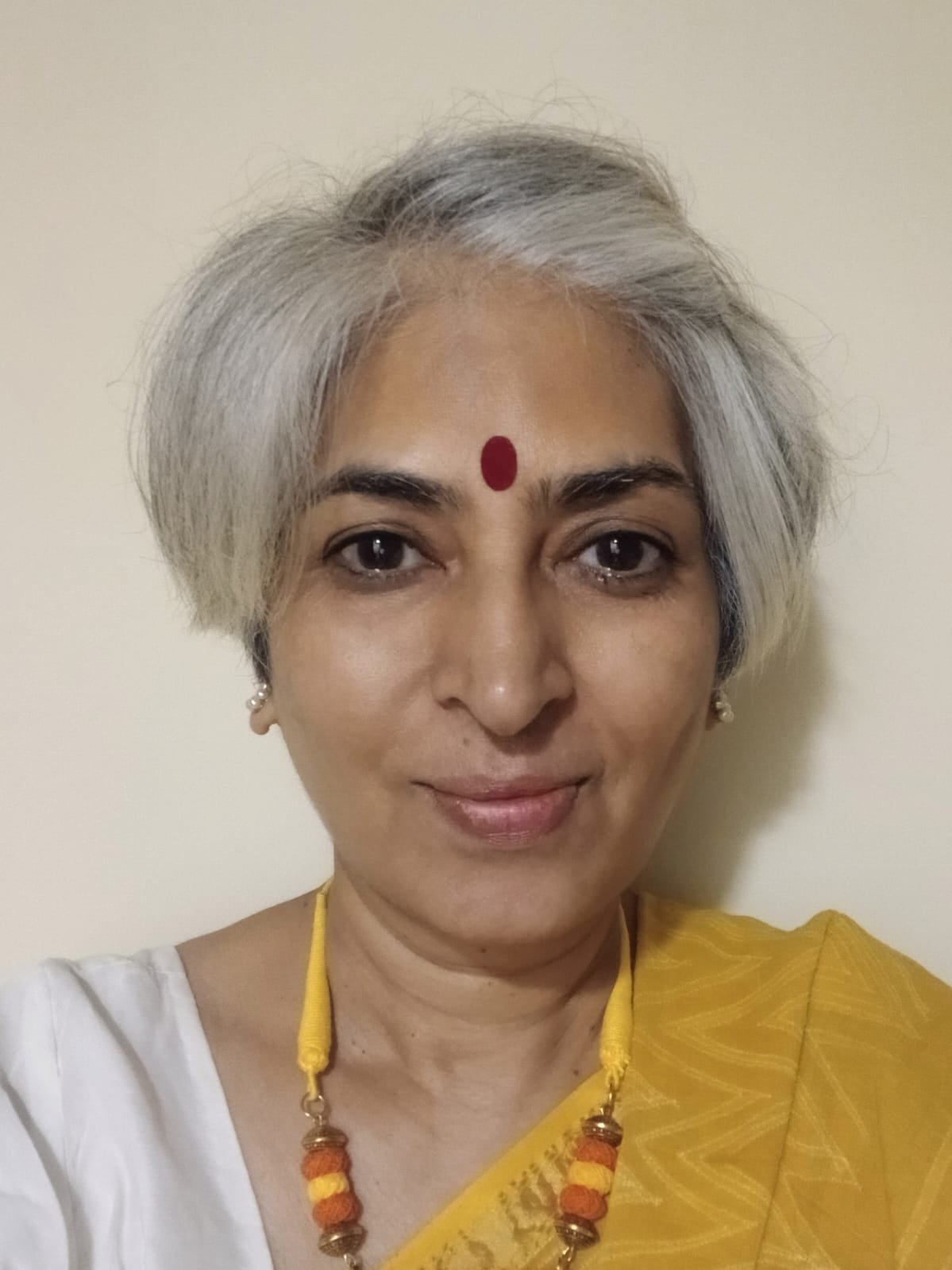 मा. मंजिरी मनोलकर
